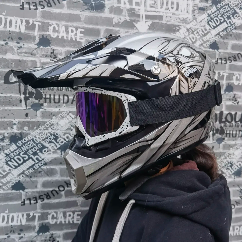 Wholesale price [$30] Fox Racing Motocross Helmet Style 2